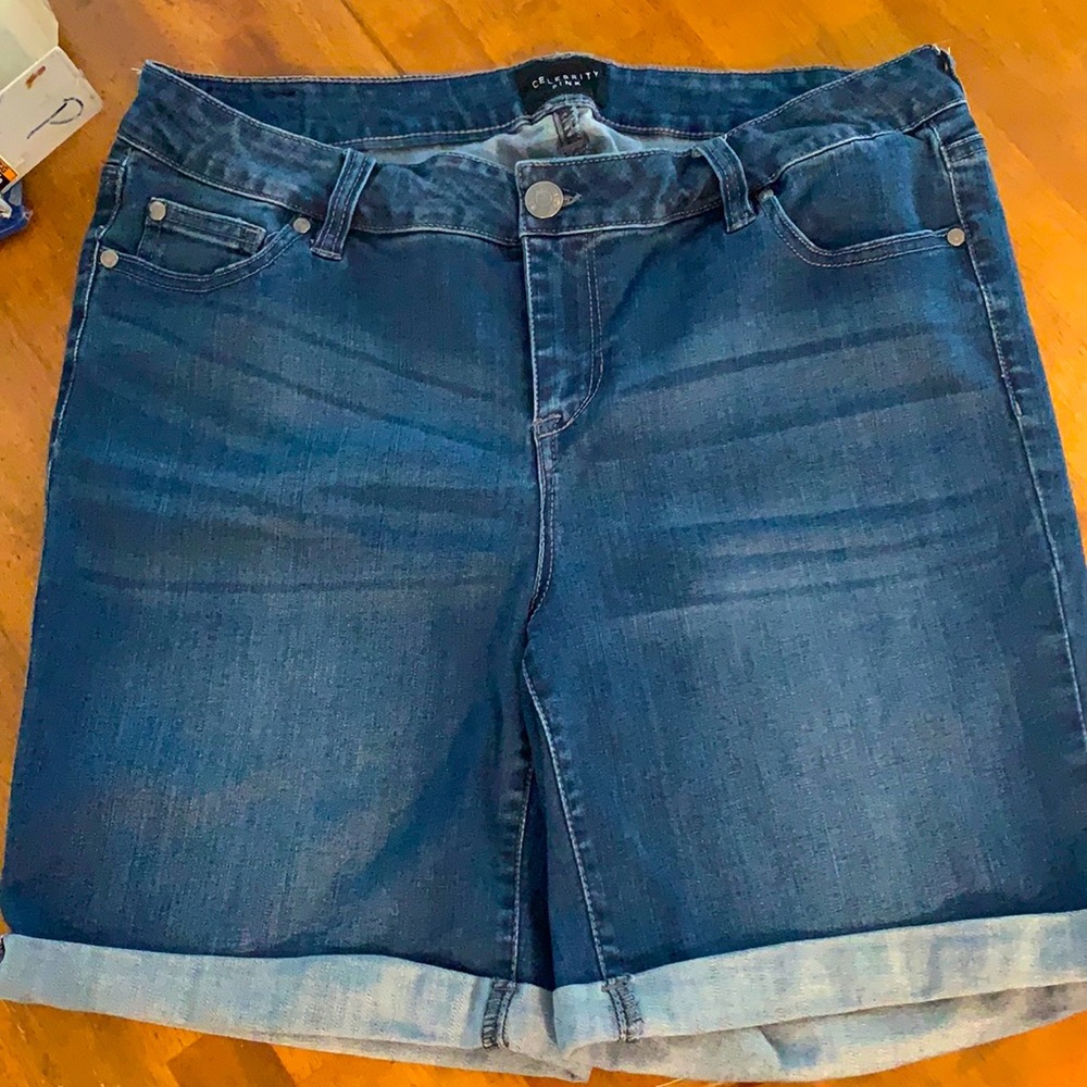 Celebrity Pink jean shorts. Like new